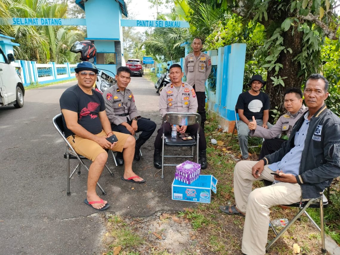 Polres Seruyan melaksanakan pengamanan obyek wisata yang ada di Kabupaten Seruyan. Demi keamanan dan lancarnya kegiatan masyarakat, Minggu (01/01/2023). Foto : Tbn