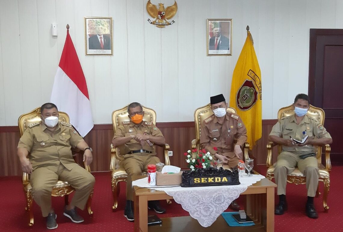 Pemerintah Provinsi Kalimantan Tengah (Pemprov Kalteng) mengikuti Rapat Koordinasi Bidang Politik dan Pemerintahan Umum dari Ruang Bajakah, Kompleks Kantor Gubernur, Kota Palangka Raya, Selasa (1/3/2022). Foto : Ist