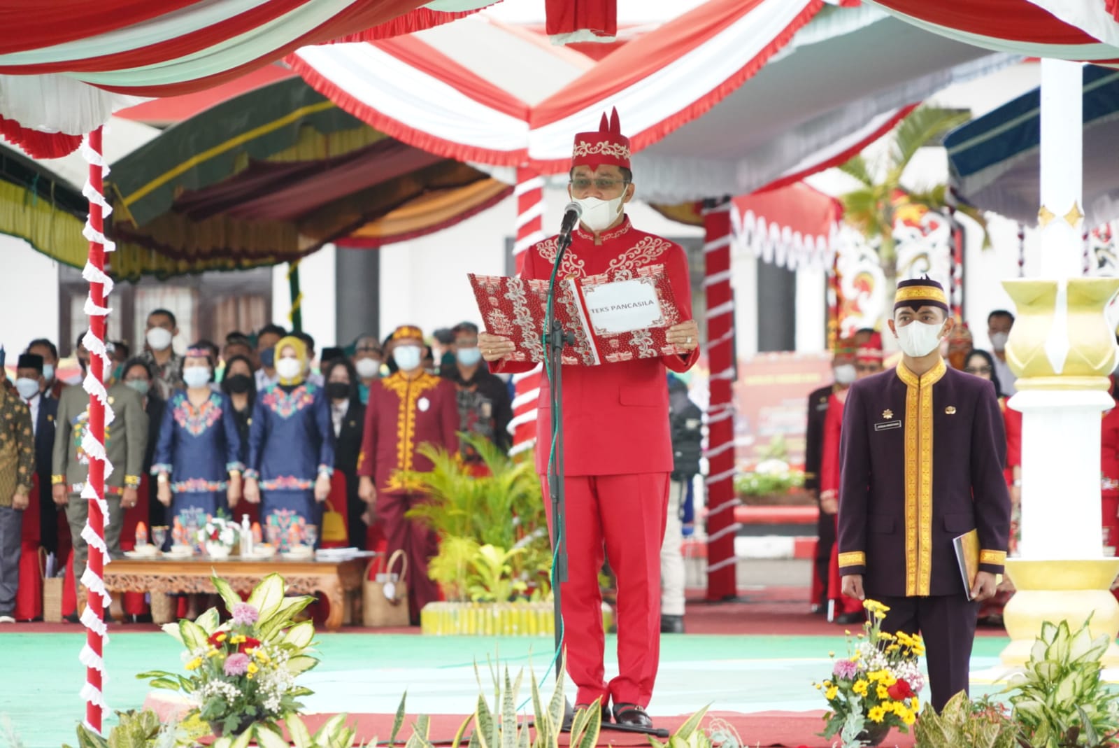 Sekda Kalteng Nuryakin Hadiri Peringatan Hari Jadi Ke-20 Kabupaten ...