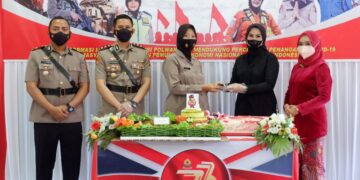 Kapolres Seruyan dan Ketua Bhayangkari Gelar Syukuran HUT ke-73 Polwan