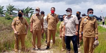 Gubernur Kalteng Tinjau Kawasan Tambak Udang Vaname di Sukamara