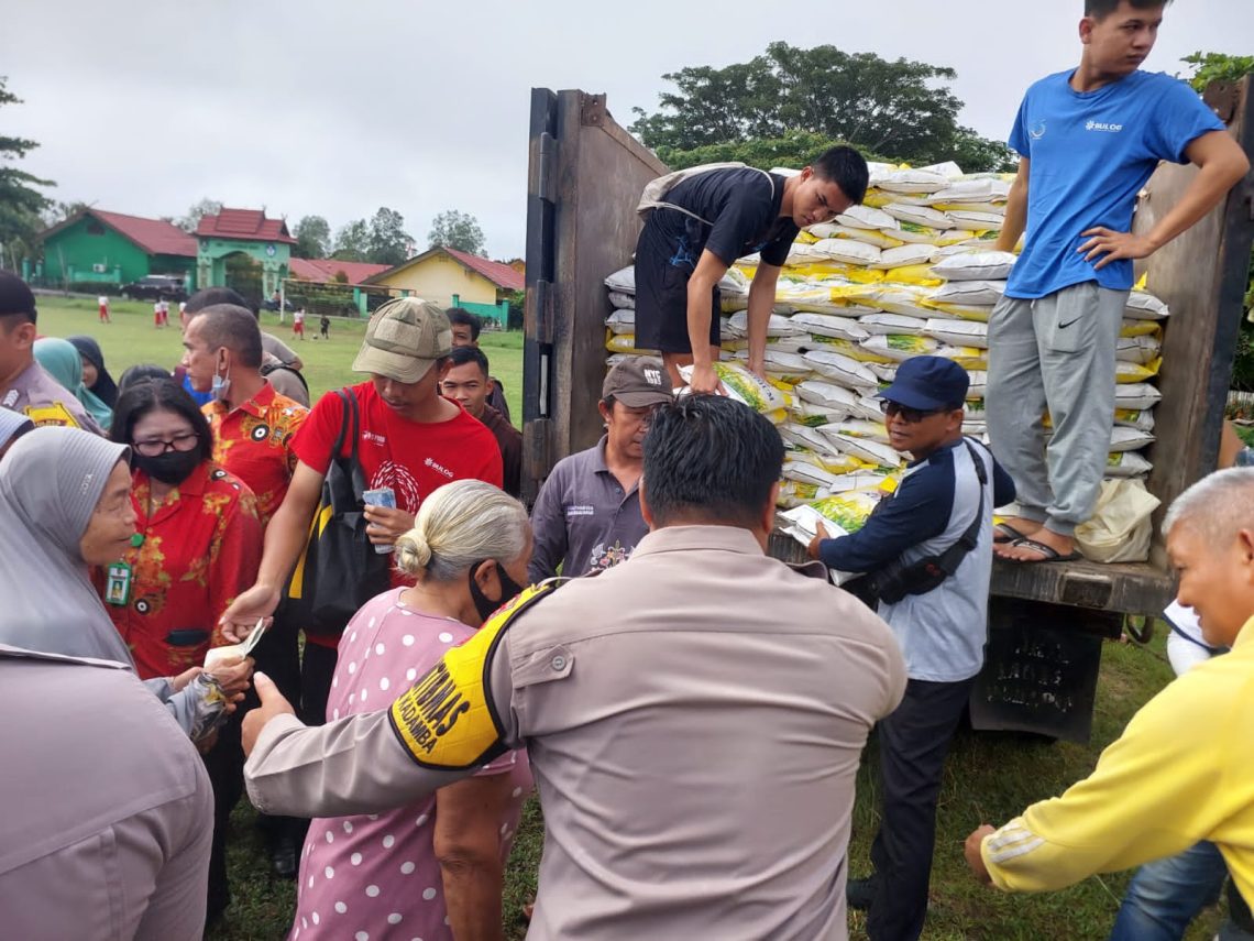 Operasi Pasar Stabilisasi Pasokan dan Harga Pangan (SPHP) Beras di Kasongan, Kabupaten Katingan