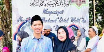 Hadiri Haulan Datu Mangkomot, Anggota Dewan Dari Partai Demokrat Hj. Rujana Anggraini Apresiasi Panitia dan Akhmad Gunadi