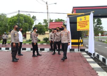 Kapolres Seruyan Berikan Arahan Dalam Pengamanan Sidang Adat di PT. Selonok Ladang Mas