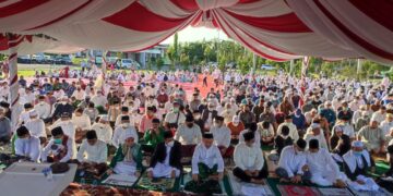 Gubernur Kalteng Salat Ied 1 Syawal 1443 H di Istana Isen Mulang