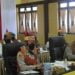 Kapolres Seruyan Berpakaian Adat Dayak Pimpin FGD Evaluasi Pelayanan Publik