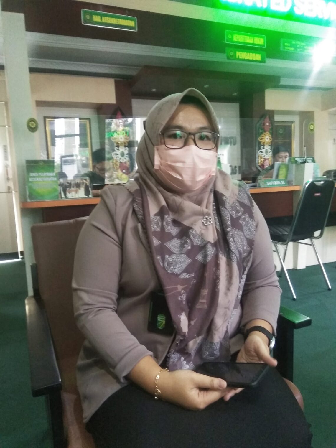 Humas Pengadilan Negeri Kuala Kapuas, Putri Nugraheni, S