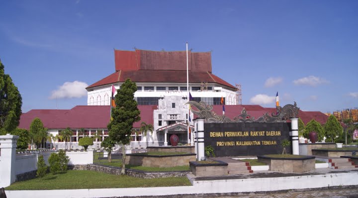 Kantor DPRD Kalteng Jl S. Parman Palangka Raya. Foto : Fer