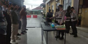 Polres Seruyan Cek Senpi Inventaris Personil