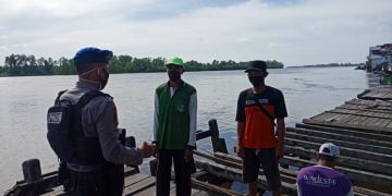 Satpolairud Polres Seruyan Ajak Warga Taati Protokol Kesehatan