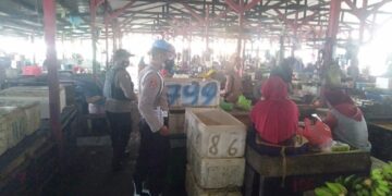 Cegah Penyebaran Covid-19, Polsek Seruyan Hilir Operasi Yustisi di Pasar Saik