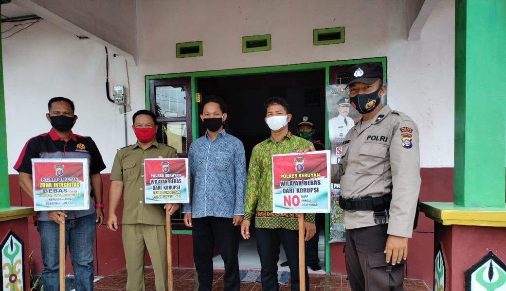 Dalam rangka menuju Wilayah Bebas Korupsi (WBK) dan Wilayah Birokrasi yang Bersih dan Melayani (WBBM) didukung dengan keberhasilan terlaksananya Zona Integritas pada setiap instansi Pemerintah. Foto : Tbn