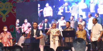 Ribuan Masyarakat Padati Malam Keakraban Dengan Gubernur