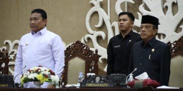 Wagub Edy Pratowo dengarkan Pemandangan Umum Fraksi DPRD Terhadap 4 Raperda