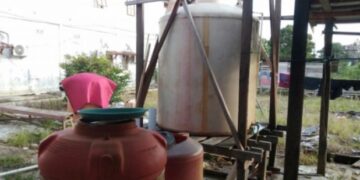 Warga Kota Puruk Cahu Mengaku Kesulitan Mendapatkan Air Bersih