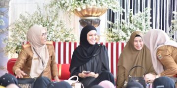 Ketua TP PKK Prov. Kalteng Hadiri Majelis Taklim dan Tadzkir Al Anwar