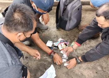 Polisi Bekuk Pengedar Lintas Provinsi dan Amankan 5 Paket Sabu