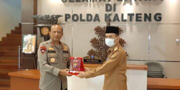 Plt. Kepala Badan Kesbangpol Andi Arsyad Bersilahturahmi ke Polda Kalteng