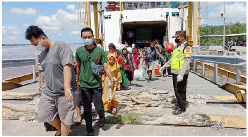 Puncak Arus Mudik Kalteng di Pelabuhan Bahaur