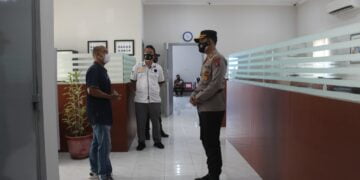 Kapolres Seruyan Bersama Kasat Intelkam Tinjau Fasilitas Unit Bank BRI