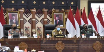 Presiden Minta Kepala Daerah Siap Hadapi Lonjakan Covid-19