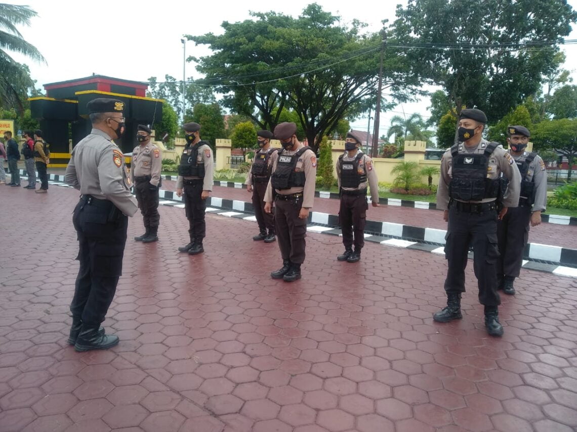 Kasat Sabhara Polres Seruyan Evaluasi Kinerja Anggota, Rabu (7/4/2021). Foto : Tbn