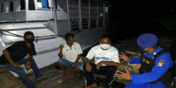 Satpolairud Polres Seruyan Ajak Warga Taati Protokol Kesehatan di Bantaran DAS Seruyan