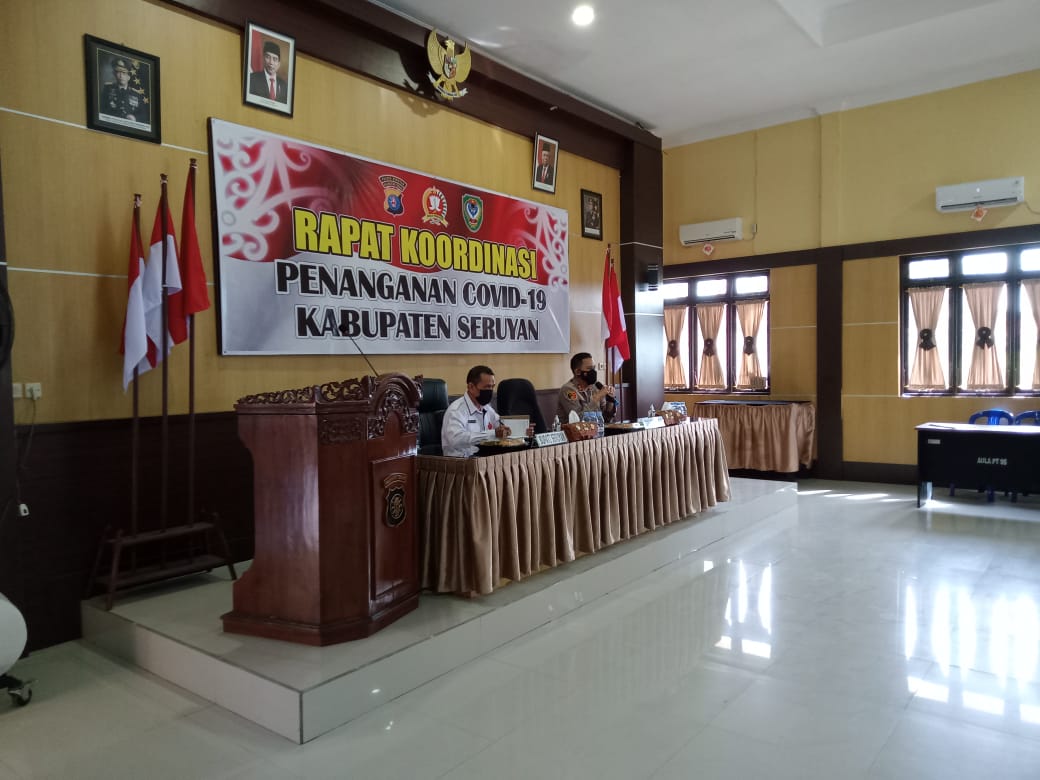 Polres Seruyan Laksanakan Rapat Koordinasi Penanganan Covid 19 bersama Instansi terkait, Rabu  (7/7/2021). Foto : Tbn