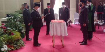 Fajrur Rahman Dilantik Jadi Sekda Kotim