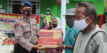 Polres Seruyan Kembali Distribusikan Bansos Bagi Warga Terdampak Pandemi Covid-19