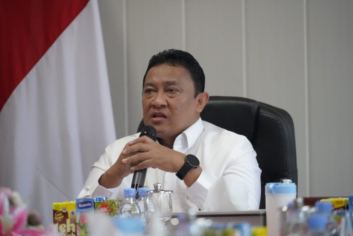 Wakil Gubernur Kalteng H. Edy Pratowo saat pimpin Rapat Koordinasi Evaluasi Perencanaan dan Penganggaran Pemerintah Daerah Provinsi Kalteng tahun 2023