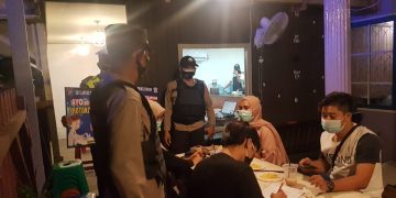 Personel Polres Seruyan Patroli Secara Masif Tekan Penularan Covid-19