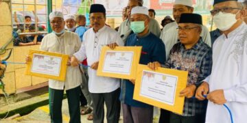 Sekda Nuryakin Serahkan Bantuan Sapi Kurban di Masjid Nurul Islam