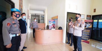 Kapolres Seruyan Didampingi Kasipropam Cek Personil Pospol Bangkal