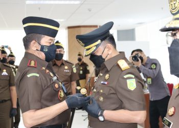 Jaksa Agung Lantik Kajati Kalteng yang Baru Iman Wijaya