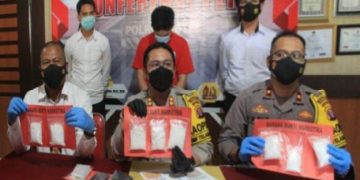 Bapak Satu Anak ini Ditangkap Sembunyikan Sabu Seberat 709,58 Gram di Bawah Lantai