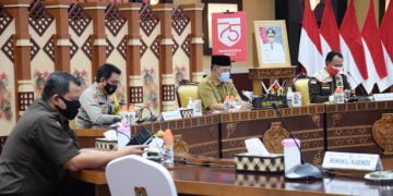 Sekda Hadiri Rakor Kesiapan Pilkada Serentak se-Indonesia Secara Virtual