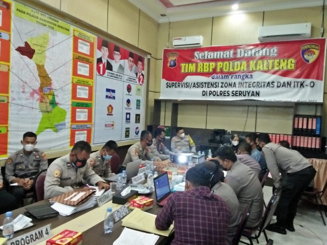 Polres Seruyan mengikuti Supervisi/Asistensi Indeks tata kelola online (ITK-O) yang bertempat di Aula Data Polres Seruyan, Kamis (11/3/21) pukul 09.00 WIB. Jl. A Yani Kuala Pembuang, Kab.Seruyan. Foto : Tbn