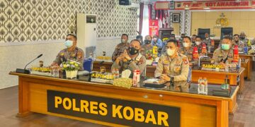 Kapolres Seruyan Mengikuti Kegiatan Vicon Dengan Kapolri di Polres Kobar