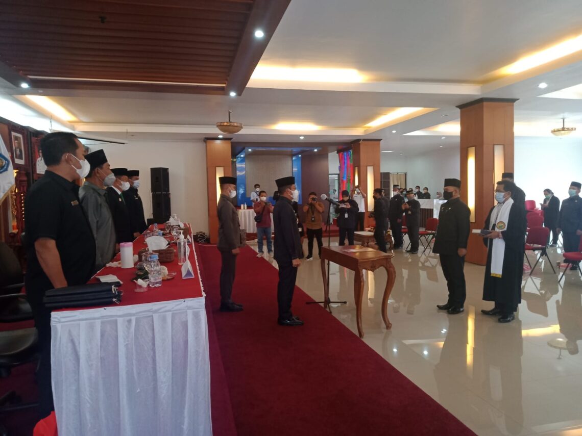 Bupati Murung Raya, Perdie M Yoseph melantik Sekwan DPRD Murung Raya