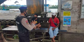 Satpolairud Polres Seruyan Sosialisasikan Larangan Karhutla ke Warga Pesisir