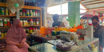 Tim Yutsisi Polres Seruyan Himbau Prokes ke Warga Kuala Pembuang