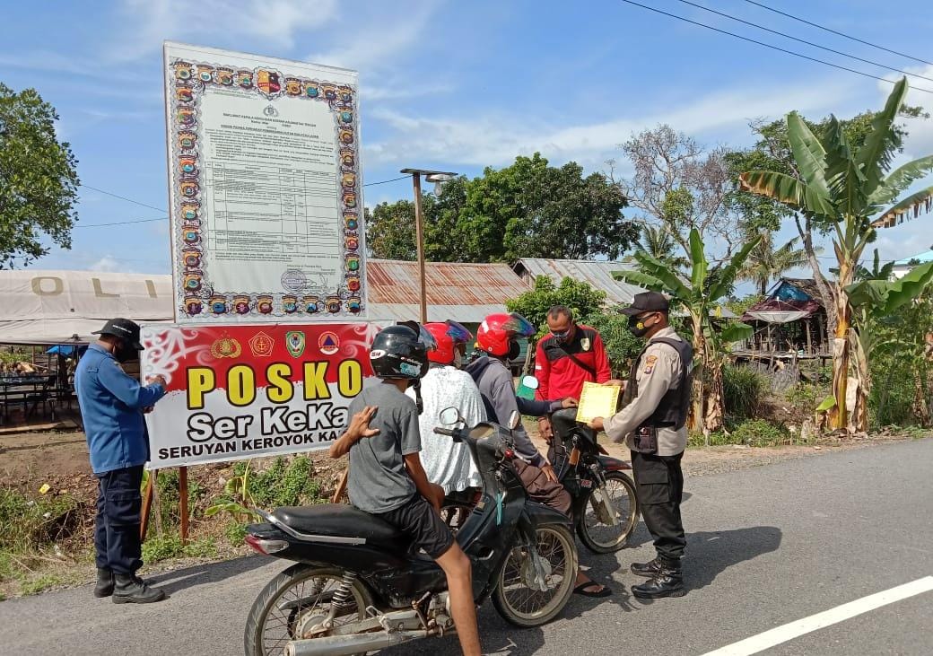 Polres Seruyan melakukan patroli dan sosialisasi larangan kebakaran hutan dan lahan (Karhutla) serta himbauan terkait kamtibmas pada saat musim kemarau ataupun Musim Penghujan di Wilayah Hukum Polres Seruyan, Sabtu (13/03/2021). Foto : Tbn