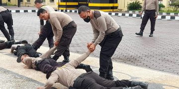 Asah Kemampuan, Sat Samapta Polres Seruyan Gelar Latihan Beladiri