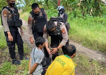 Gerebek Judi Sabung Ayam, Ditsamapta Polda Kalteng Amankan 4 Terduga Pelaku