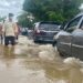 Kadis PUPR Kalteng Bersama Pihak Balai Jalan Cek Kondisi Banjir Kasongan
