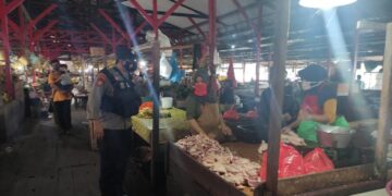 Anggota Polsek Seruyan Hilir Patroli Yustisi dan Sosialisasi Prokes