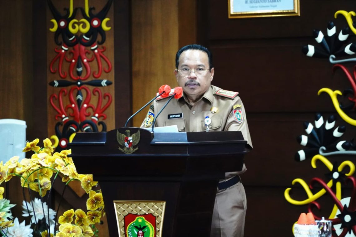 Sekretaris Daerah Prov. Kalteng H. Nuryakin saat menyampaikan arahannya