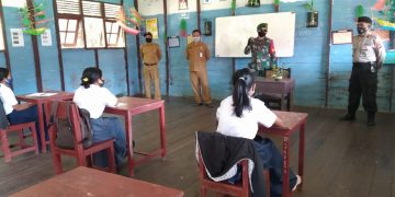 Danramil 03/ Delang Sosialisasikan Prokes di Sekolah