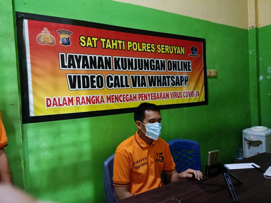 Bezuk tahanan secara online di Tahanan Mapolres Seruyan
